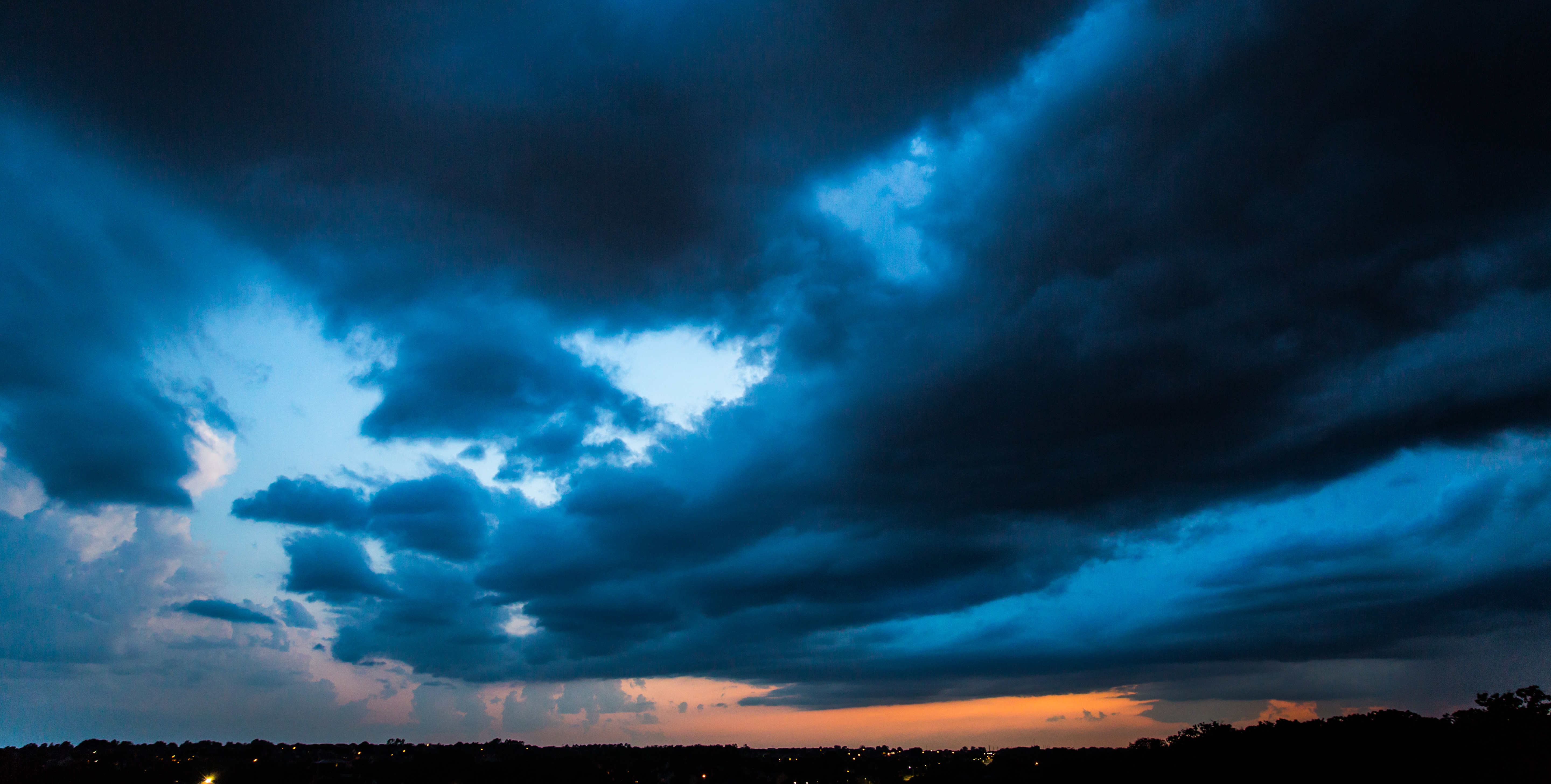 dark_clouds.jpeg